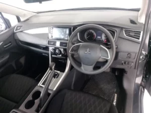 Mitsubishi Xpander 1.5 Auto MY22