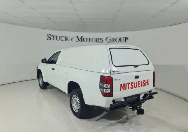 Mitsubishi Triton 2.4 GL 4×2 Single Cab