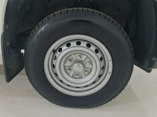 Mitsubishi Triton 2.4 GL 4×2 Single Cab