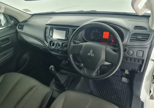 Mitsubishi Triton 2.4 GL 4×2 Single Cab
