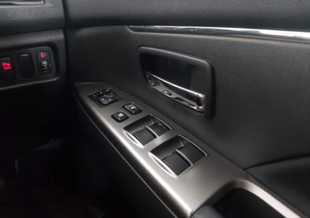 Mitsubishi ASX 2.0 LS CVT Auto