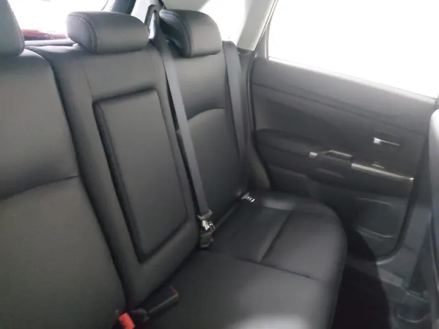 Mitsubishi ASX 2.0 LS CVT Auto