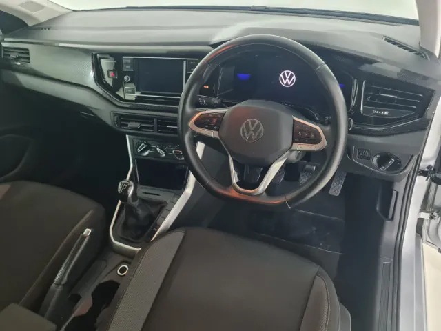 Volkswagen Polo 1.0 TSI LIFE 70kw
