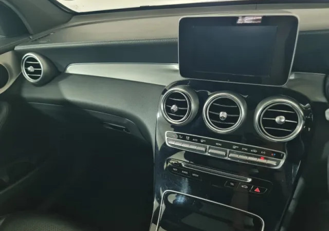 Mercedes-Benz GLC 220d 4 Matic