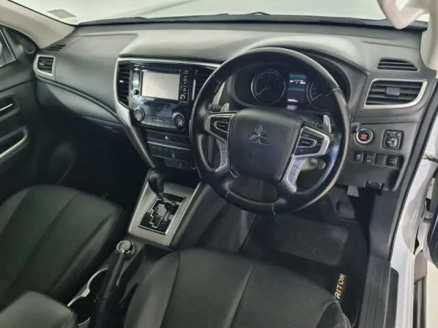 Mitsubishi Triton 2.4 4×4 Auto