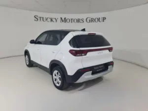 Kia Sonet 1.5 LX M/T
