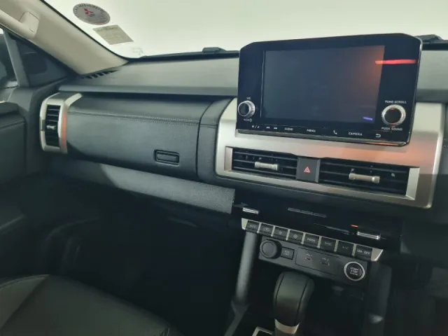 Mitsubishi Triton Next Gen 2.4GLS 4×4 Auto Double Cab