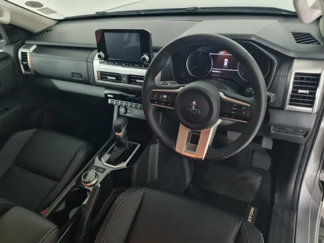 Mitsubishi Triton Next Gen 2.4GLS 4×4 Auto Double Cab