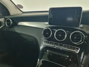 Mercedes-Benz GLC 220 D 4Matic