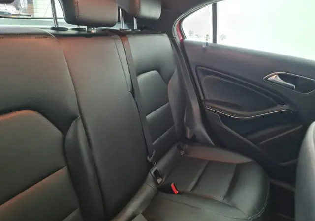 Mercedes-Benz A 200 Urban A/T